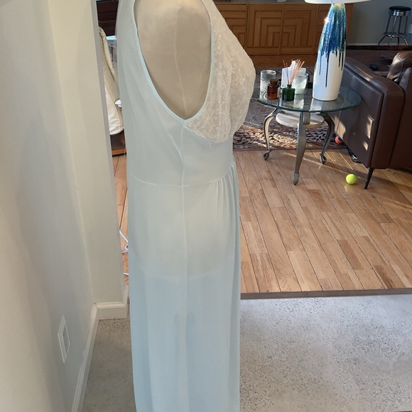 Caresse Blue and White Lace Chemise - Picture 7 of 13